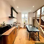 Grande Maison Au Coeur Du Carre - Quartier Festif! Liège