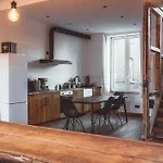 Grande Maison Au Coeur Du Carre - Quartier Festif! Льеж