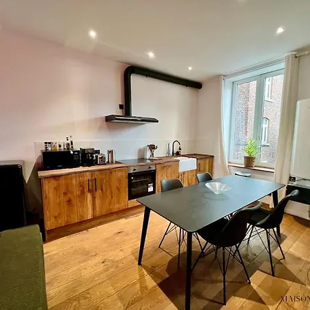 Grande Maison Au Coeur Du Carre - Quartier Festif! Tatil Evi *