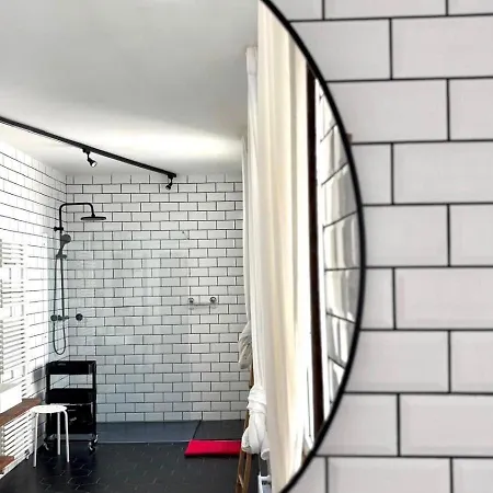 Grande Maison Au Coeur Du Carre - Quartier Festif! * Liège