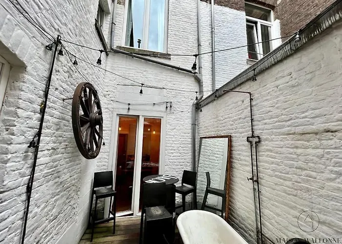 Grande Maison Au Coeur Du Carre - Quartier Festif! בית נופש לייז'