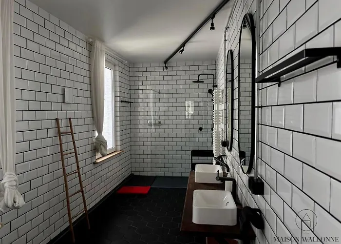 Grande Maison Au Coeur Du Carre - Quartier Festif! Liège